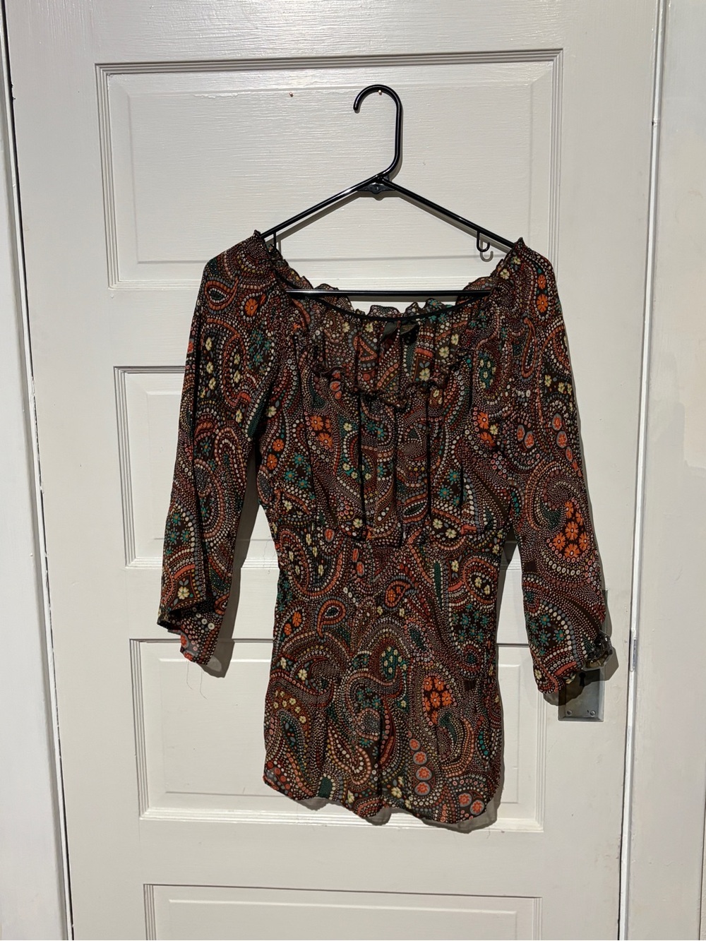Women's Paisley Off-Shoulder Blouse with Tie in Brown